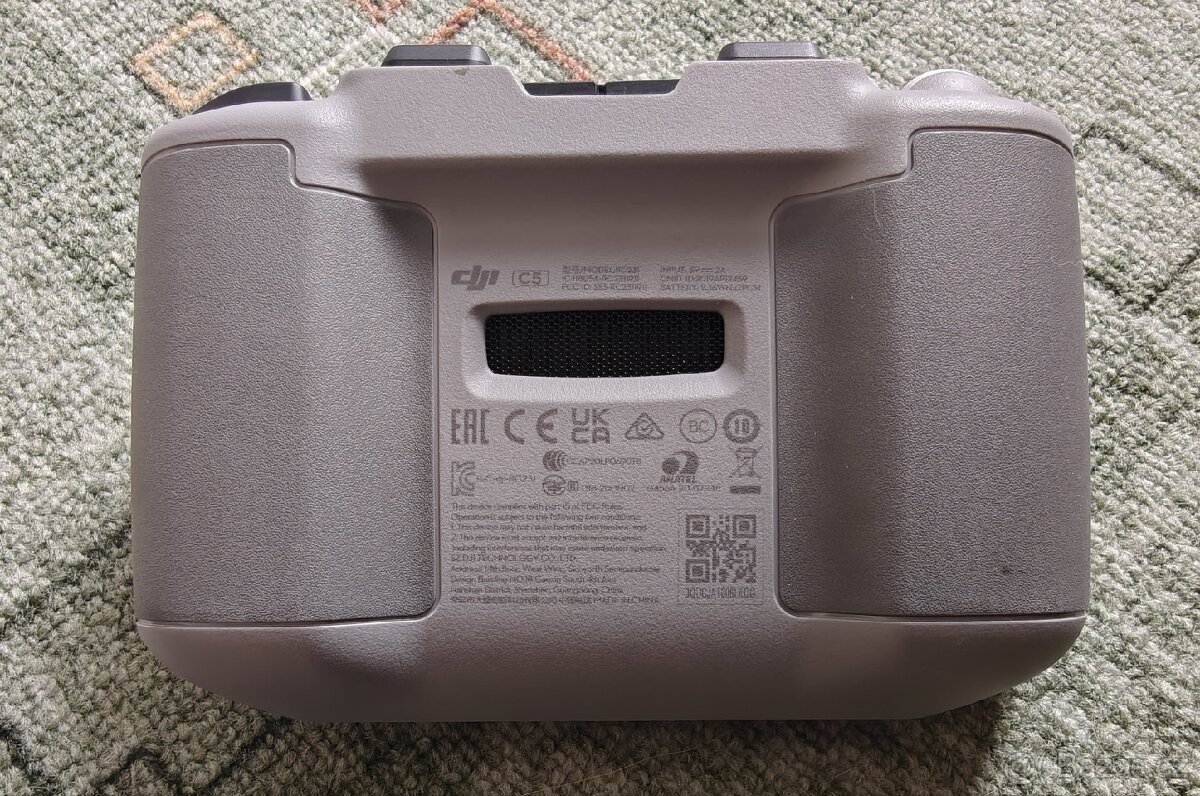 Prodám dron DJI Mini 2 – Fly More Combo - 4