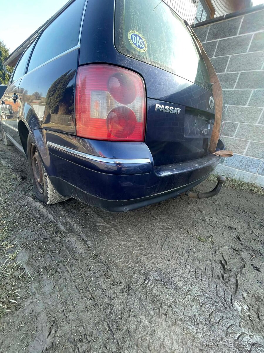 Páté dveře Volkswagen Passat B5,5 - 4