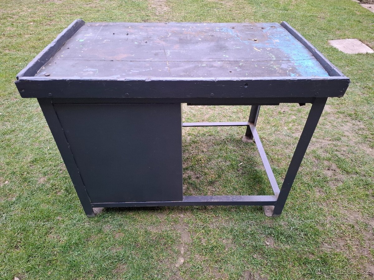 Dílenský stůl / ponk - 4