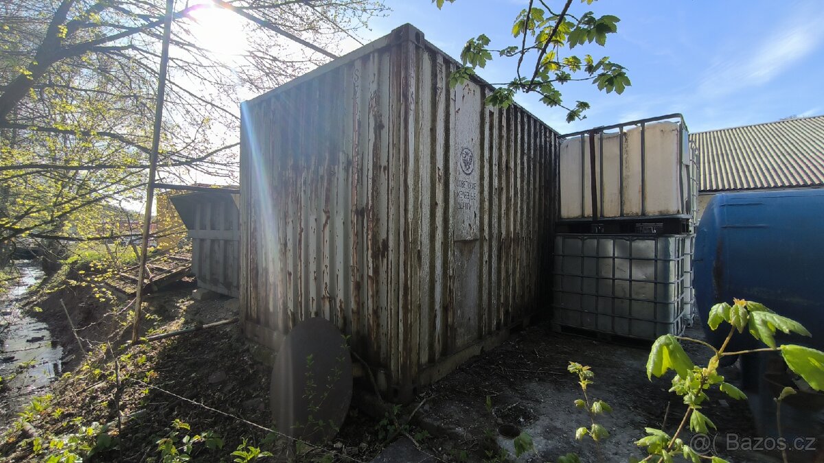 Lodní kontejner 6m - 4