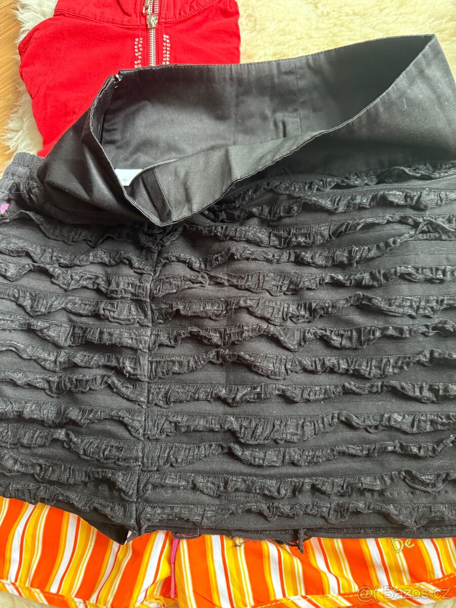 Letní sada oblečení 5 ks, sukně, kraťasy, tričko, vel S - 4