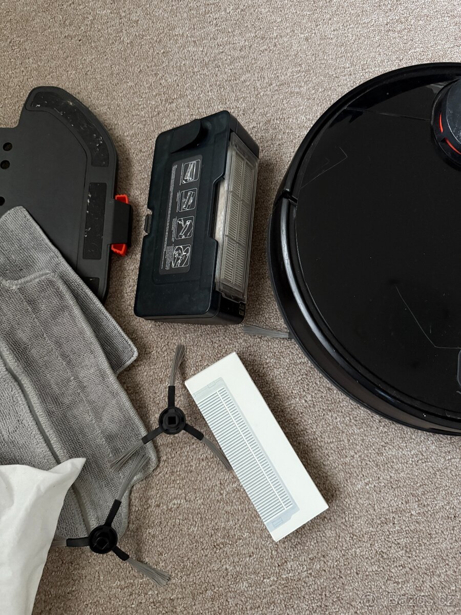 Robotický vysavač Xiaomi Mi Robot Vacuum-Mop pro - 4