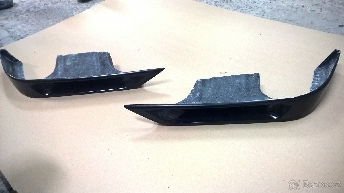 bmw e34 540 Rozdělovač předního nárazníku - 4