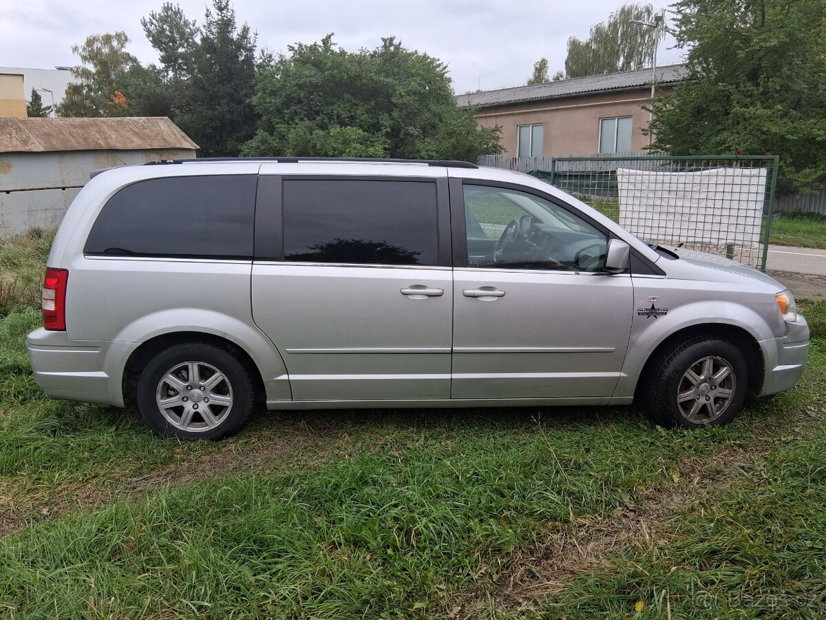 Chrysler Grand Vogyaer - 4