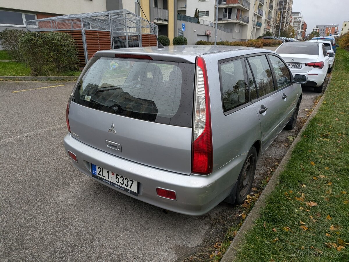 Mitsubishi Lancer kombi 2005 1.6 benzín manuál - 4