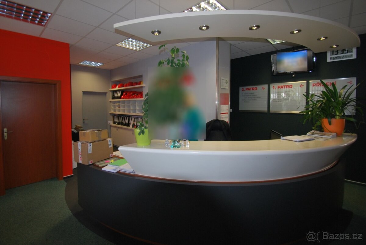 Vstupní recepce - stůl -SLEVA - 4