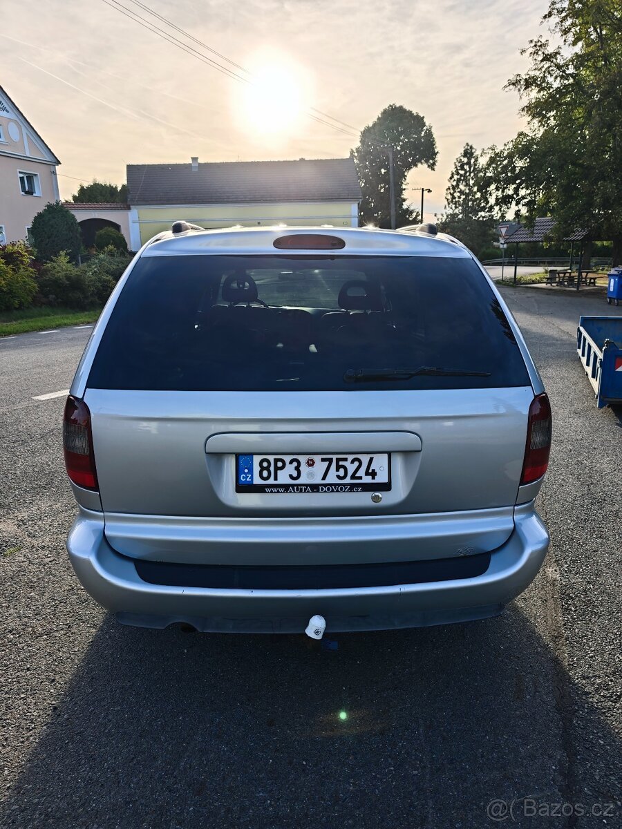 Chrysler Grand Voyager 2.8 CRD - 4