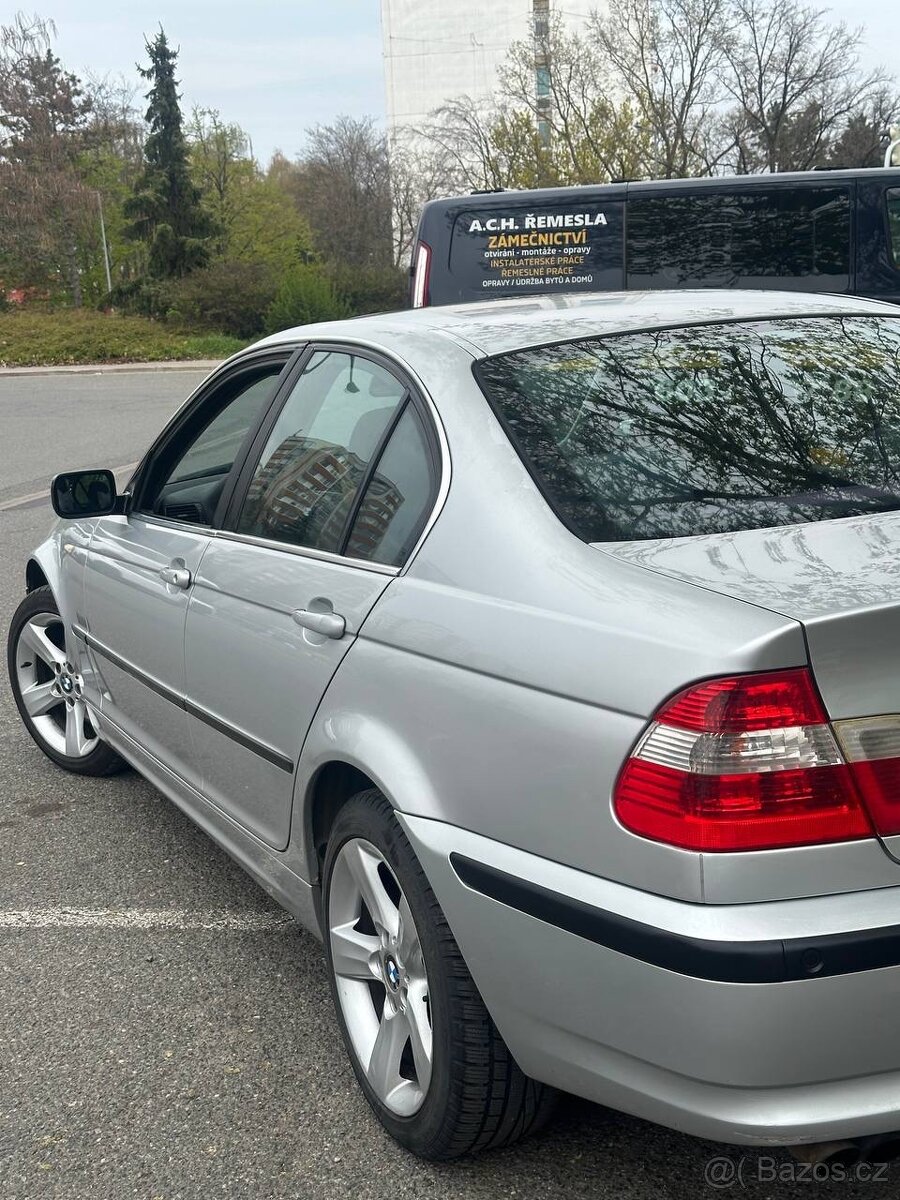 BMW E46 325xi - 4