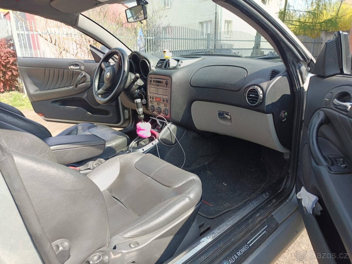 Alfa Romeo gt - 4