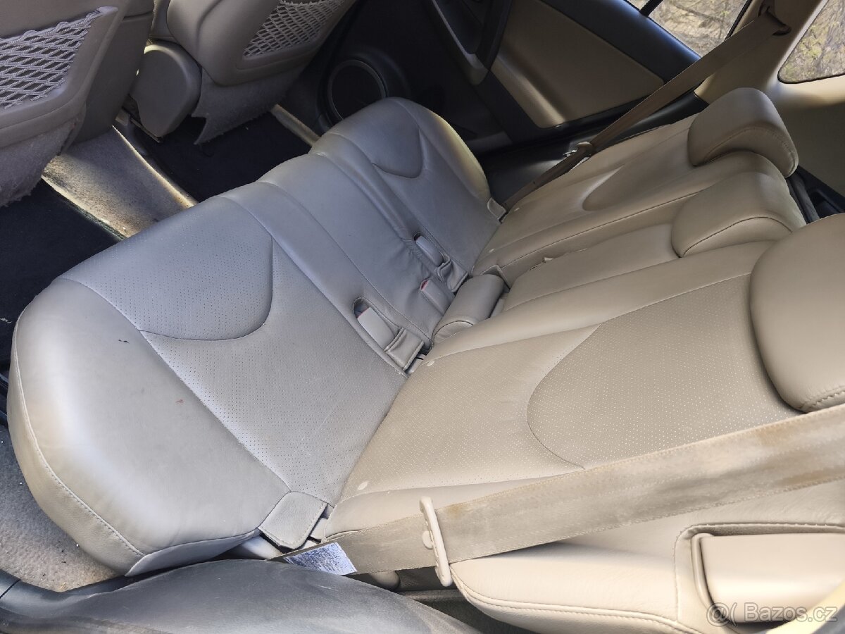 Toyota rav 4 2.2 - 4