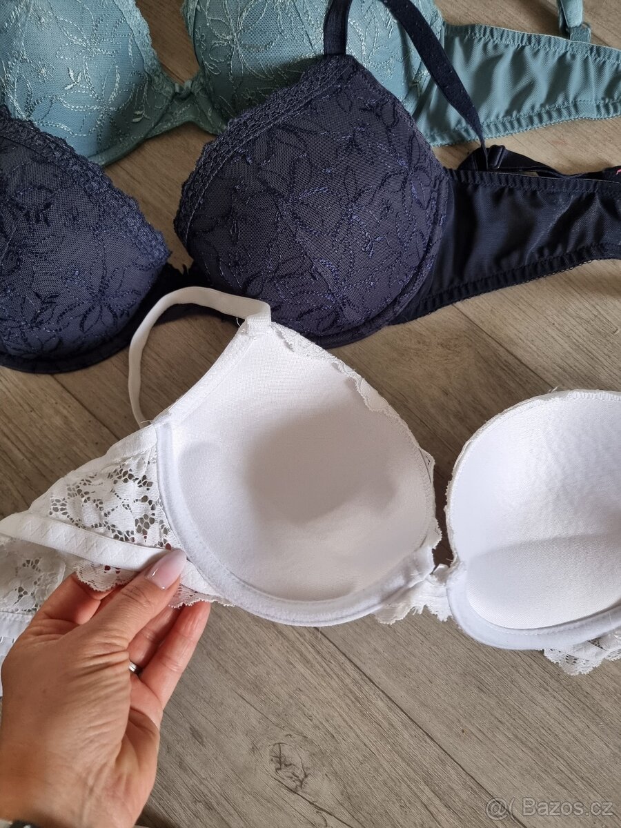 Set 4ks podprsenek F&F - 4