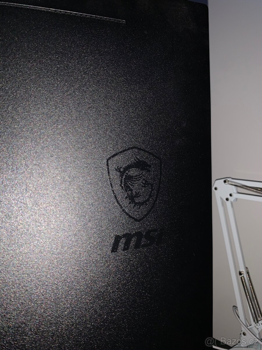 MSI Optix AG321CR – 31,5” | 165 Hz | 1 ms - 4