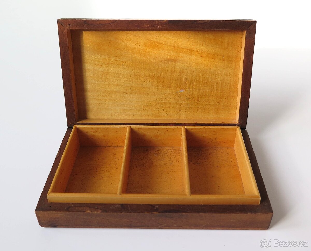 Dřevěná dóza na cigarety a popelník - 4