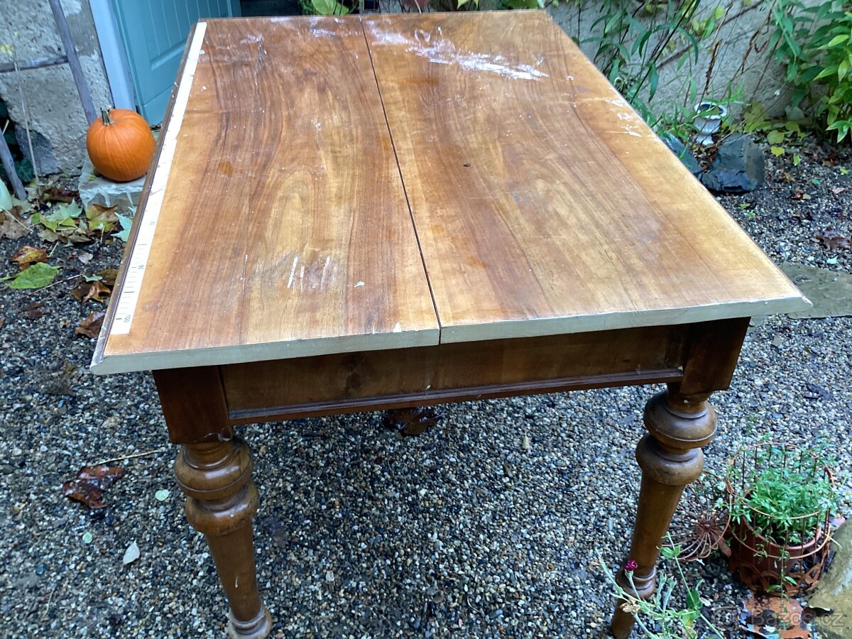 Starožitný stůl - 4