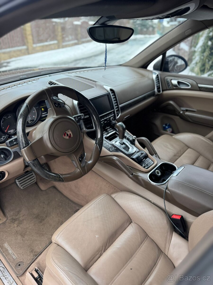 Porsche Cayenne 3.0 V6 Hybrid, 4x4 - splátky bez registru - 4