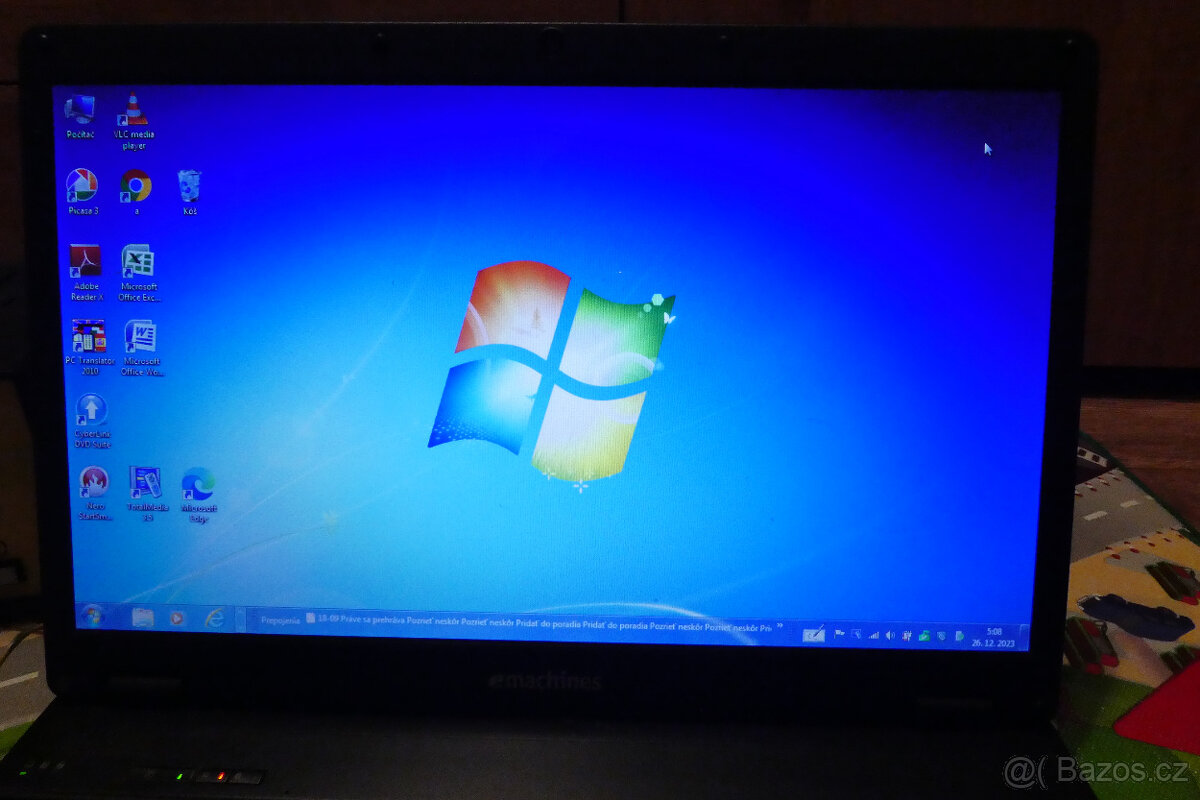 notebook eMachines E728-452G25Mnkk - 4