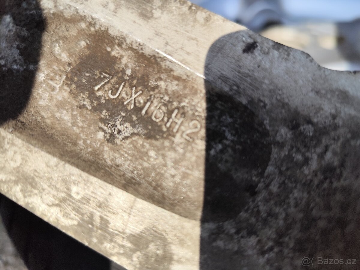 ALU Peugeot 16" 4 x 108 - 4