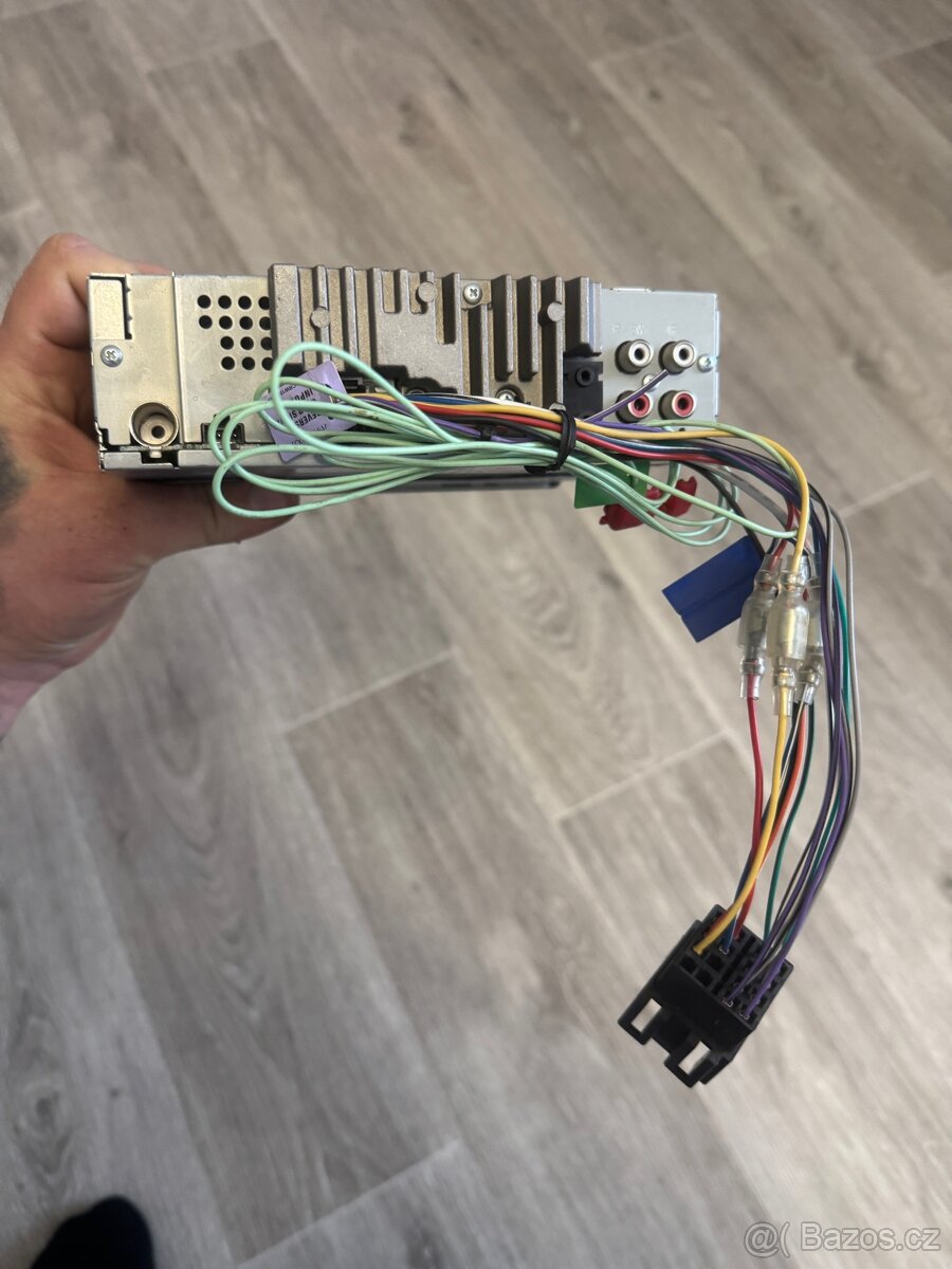 Rádio Pioneer SPH-10BT - 4