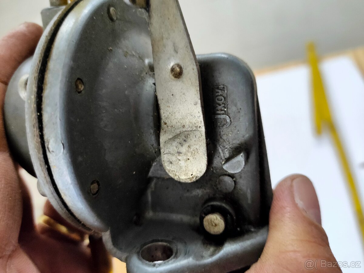 Benzínová pumpa/čerpadlo škoda 102/120 - 4