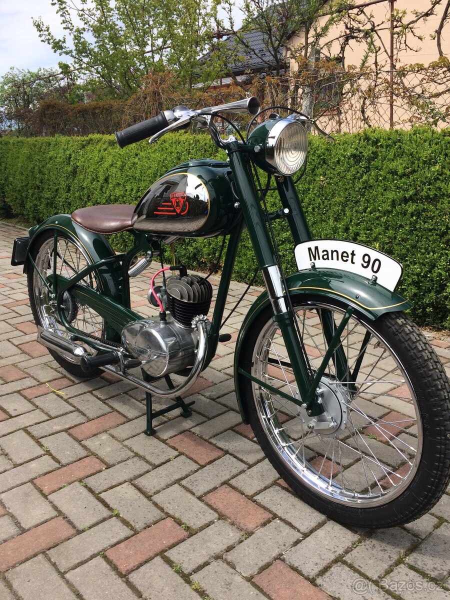 Manet M90 - 4