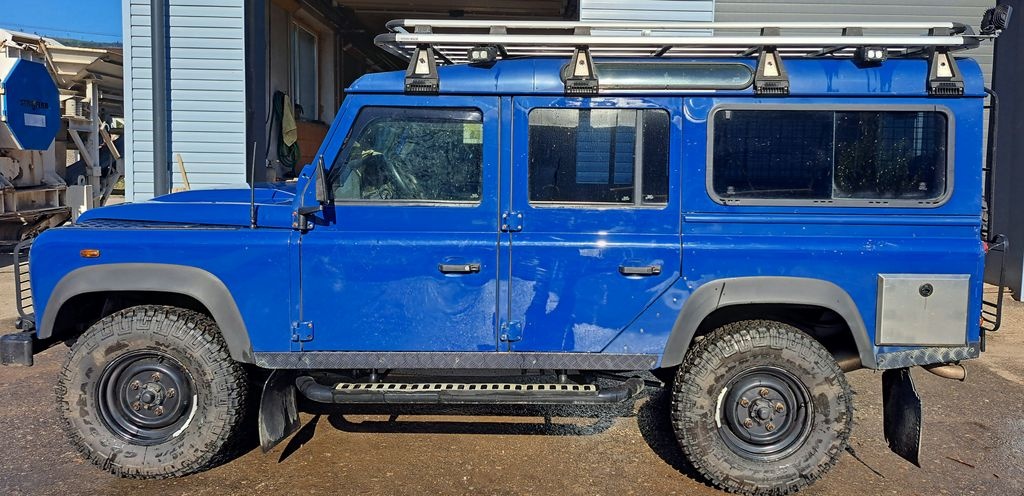 Land Rover Defender 110 STW - 4