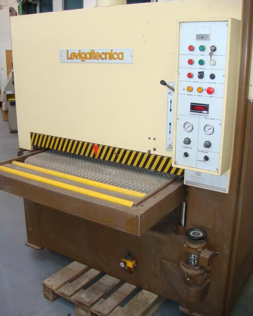 Širokopásová bruska LEVIGATECNICA - 4