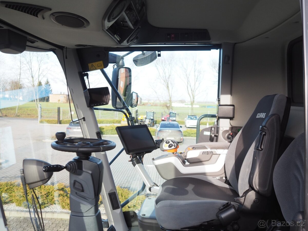 CLAAS Lexion 6700+V930 - 4