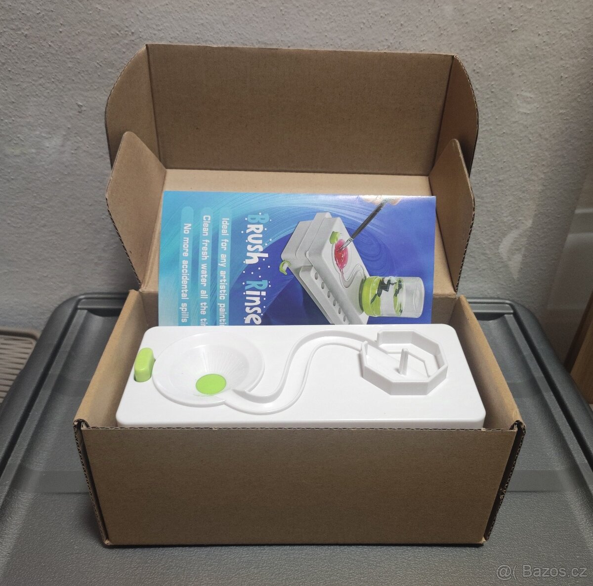 Praktická myčka štětců, zcela nová - 4