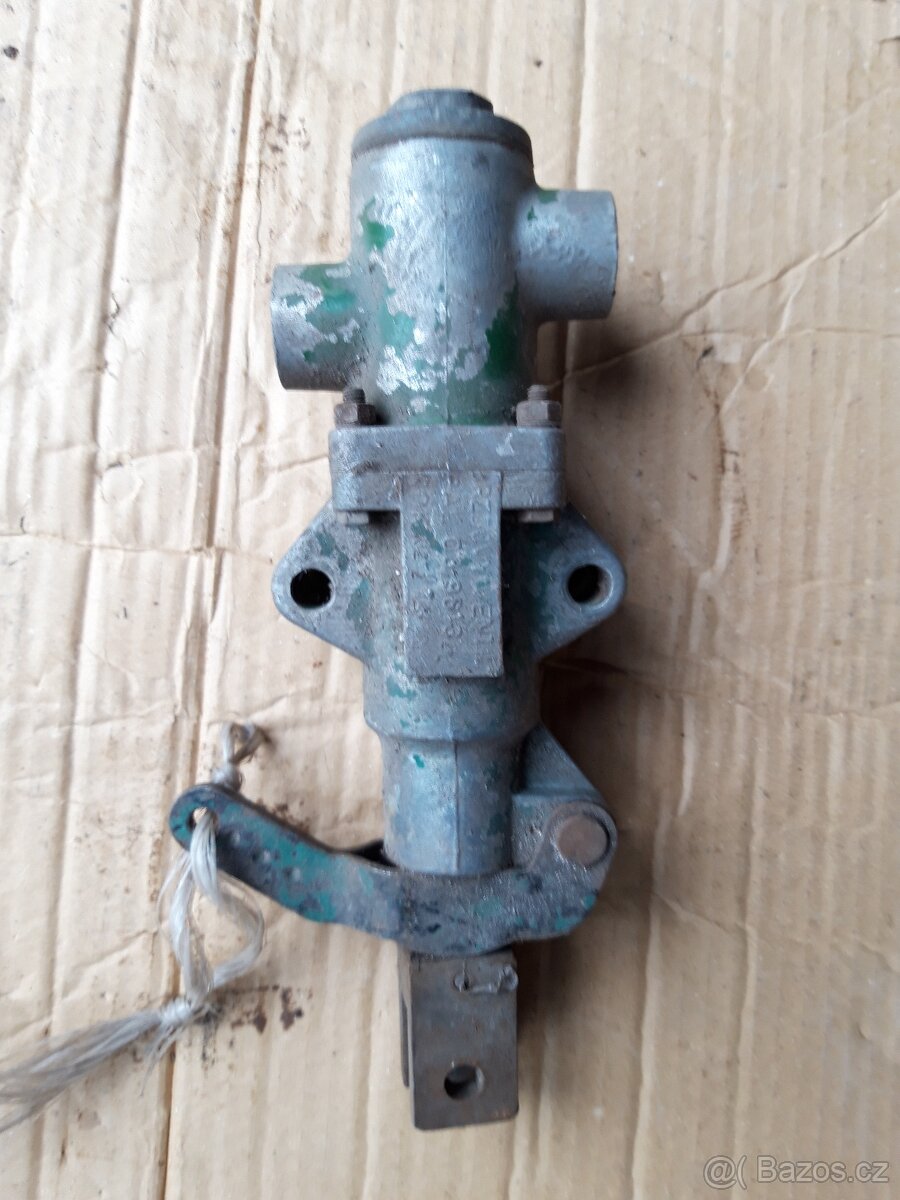 Zetor 50 Super - díly - 4