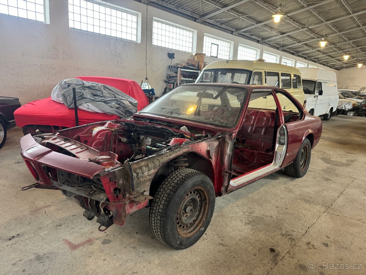 BMW E24 635 CSi - karoserie - 4