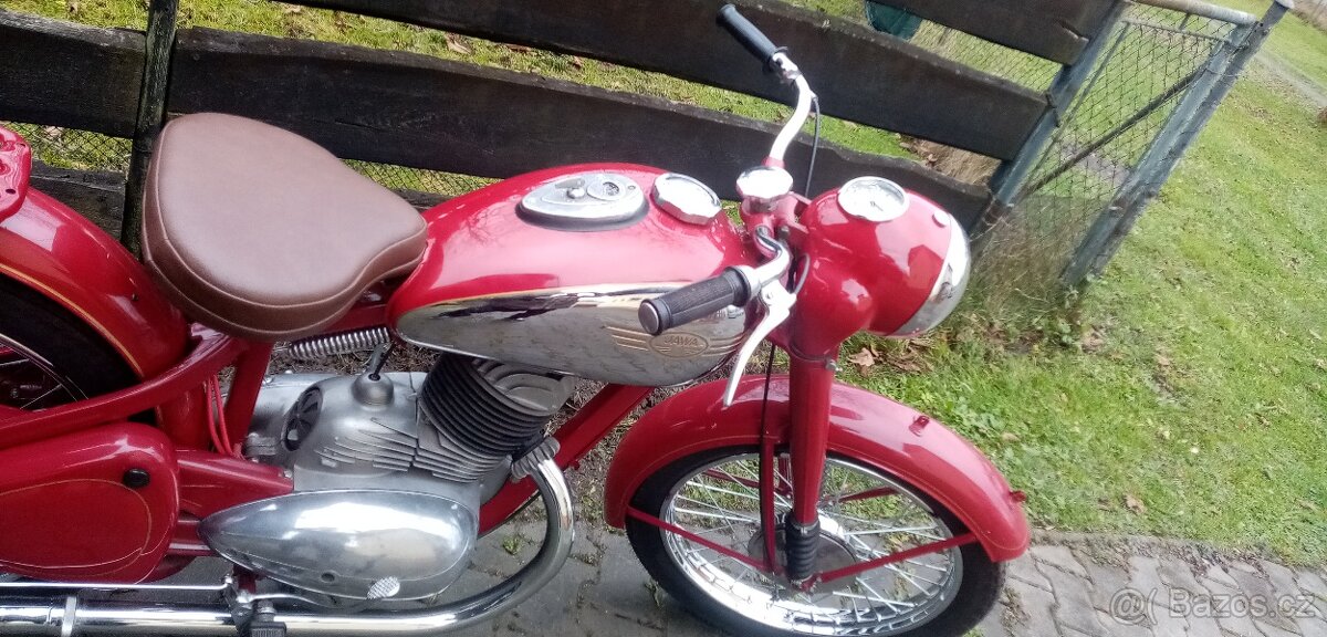 Jawa 250 perák - 4