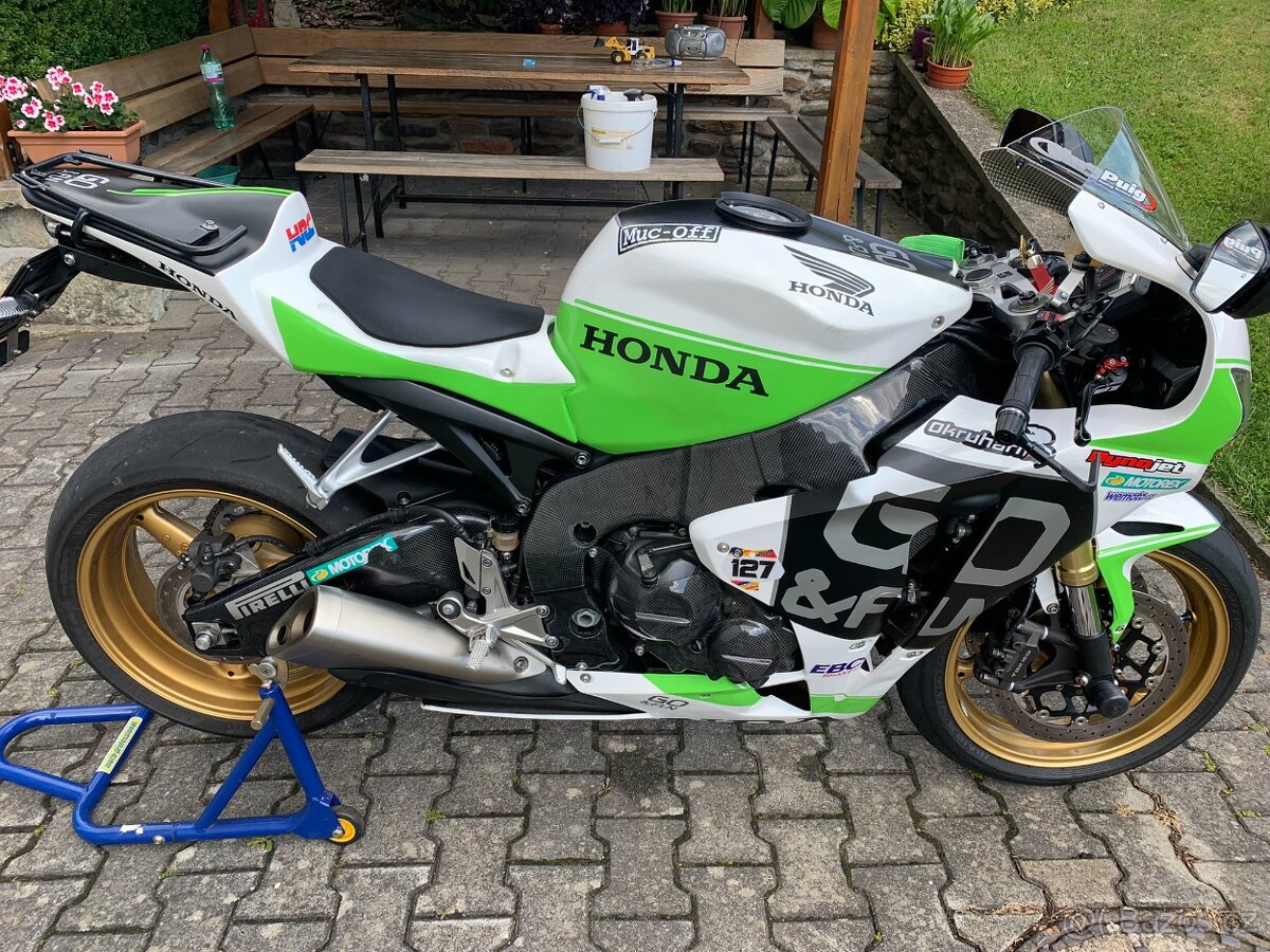 Honda CBR 1000r - 4