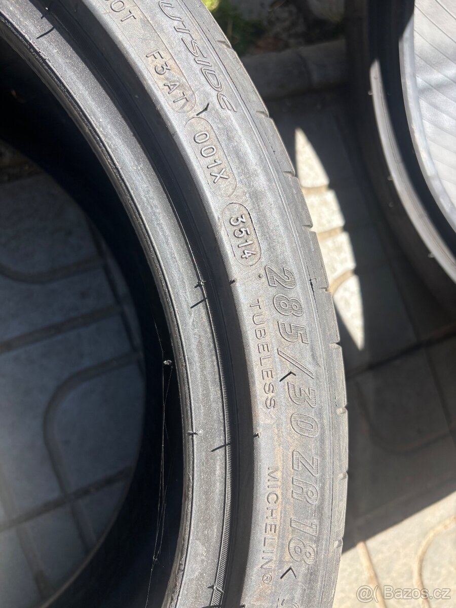 285/30 r18 letní 2ks Michelin - 4