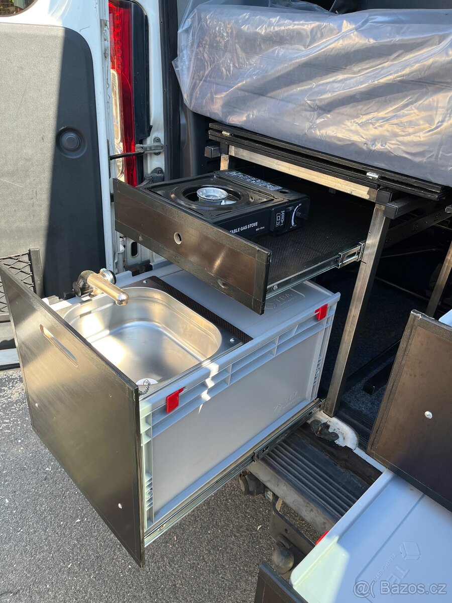 Vestavba do dodávky / camper set – postel + úložný prostor - 4