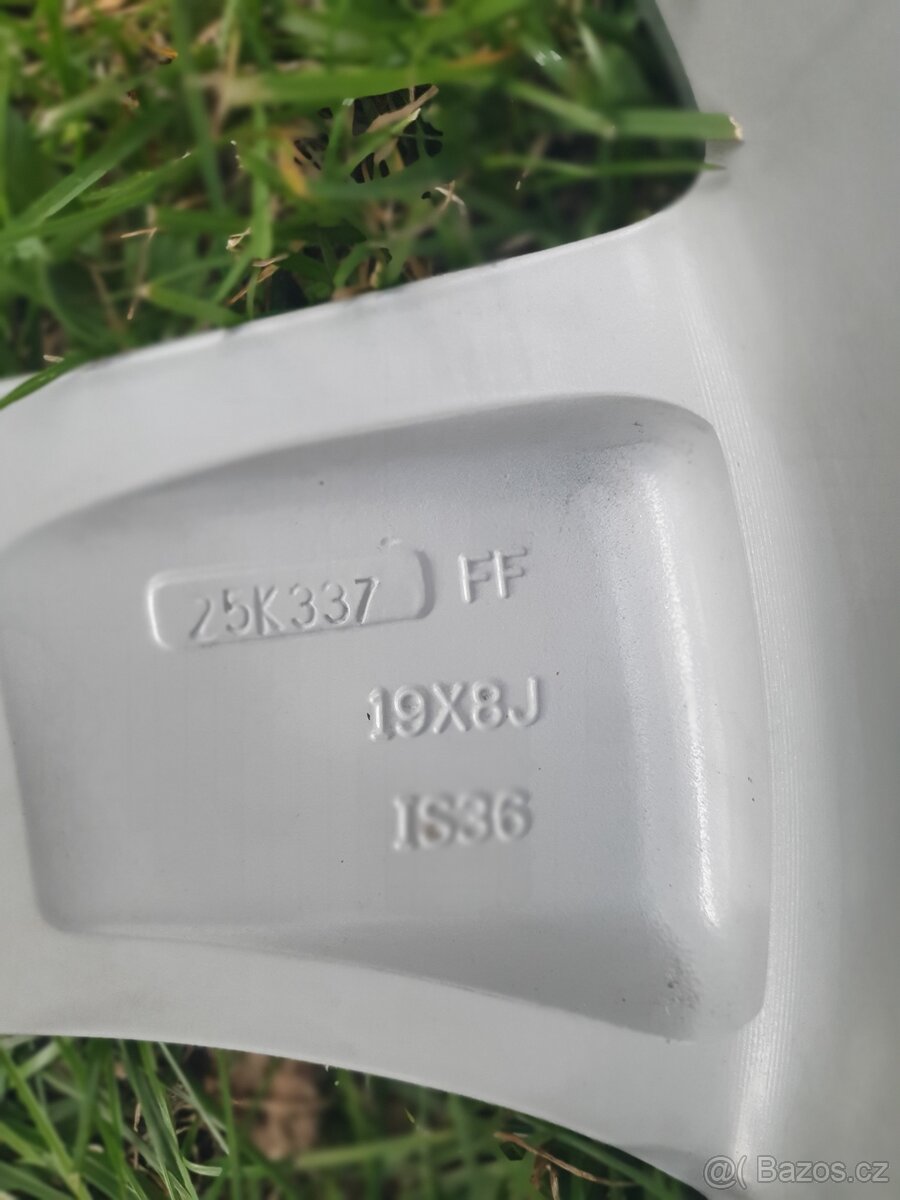 ALU KOLA OPEL..5X115..R19 - 4
