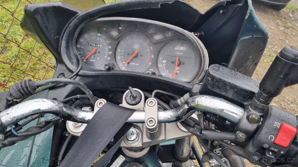 YAMAHA XJ9 DIVERSION 2001 - 4