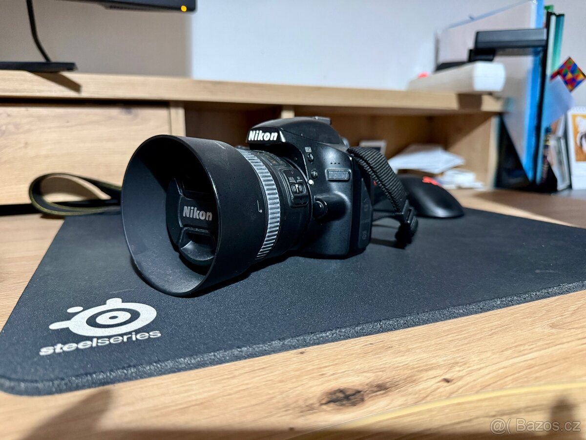 Nikon D3200 se 2 objektivy - 4