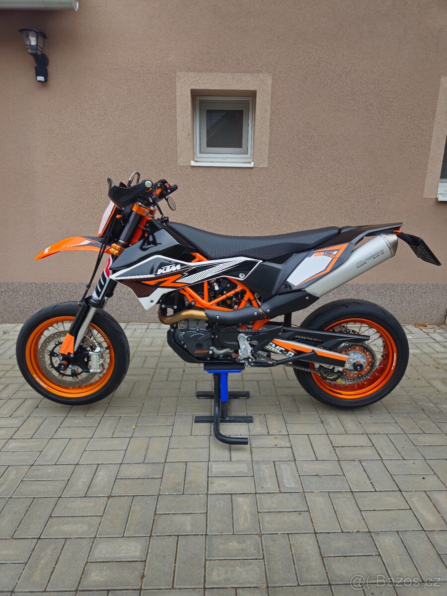 KTM 690 SMC R 2012 - 4