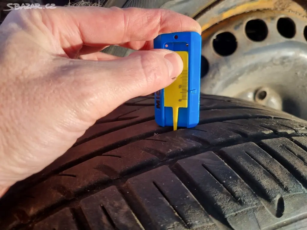 Pneu Michelin Pilot Primacy 225/55 R16 95V - 4