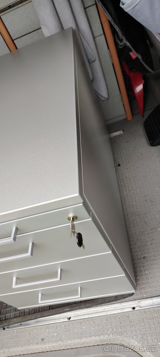 Zásuvkový kontejner K+N - 4