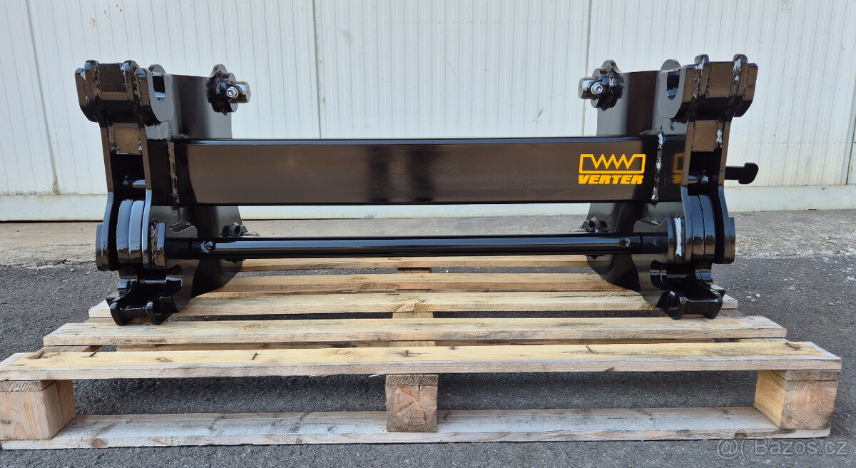 použivane vidly a rychloupinac pre traktorbager JCB - 4