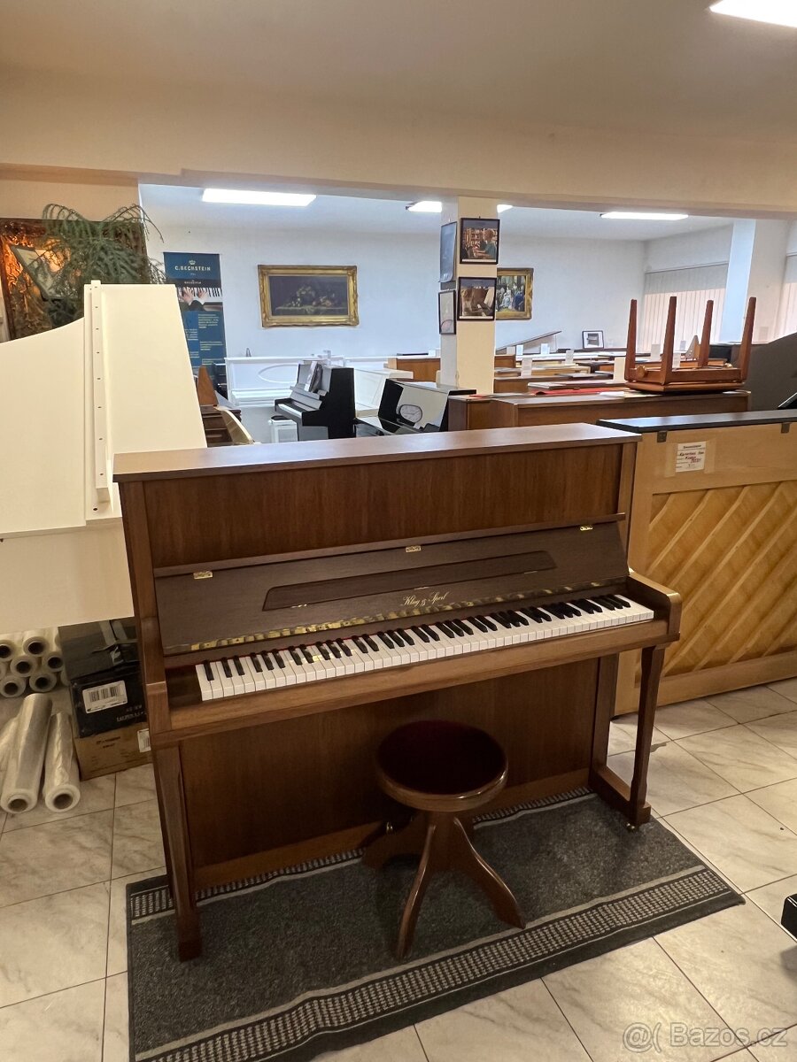 České piano Klug &Sperl C-120 se zárukou 5 let, doprava. - 4