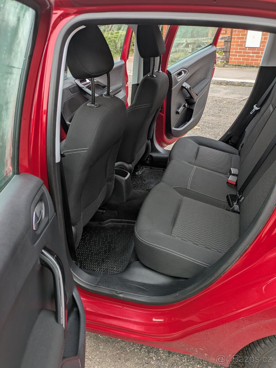 Peugeot 208 1.2 PT 82k (60 kW) - automat 26 000km - 4