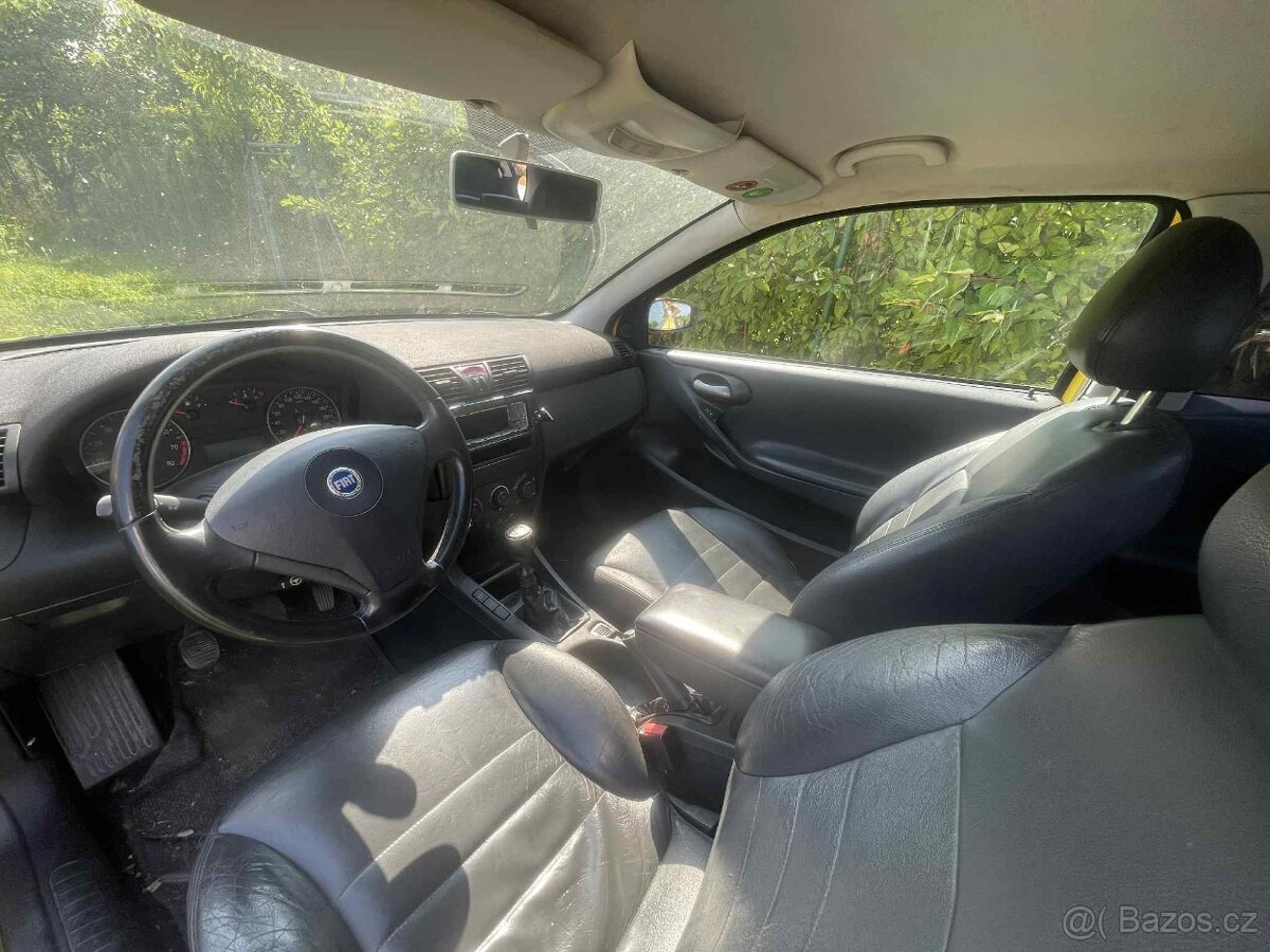 Fiat Stilo 2002 - náhradní díly - 4