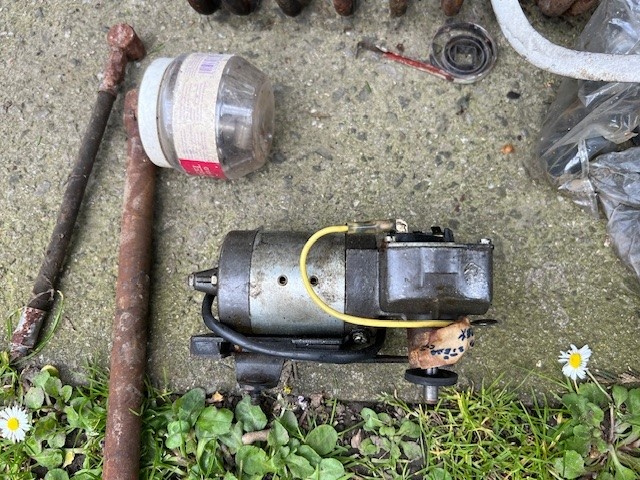 Škoda 1000MB - náhradní díly - 4