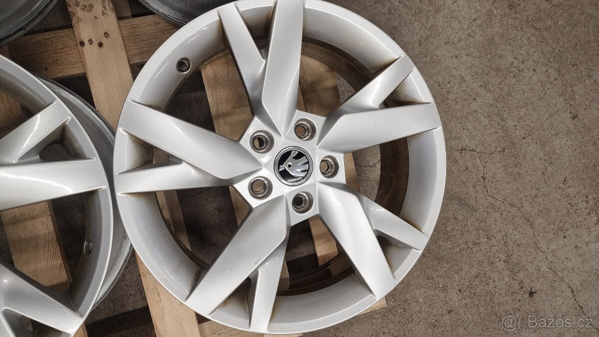 Alu kola 5x112 r17 - 4