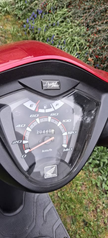 HONDA Vision 110i - 4