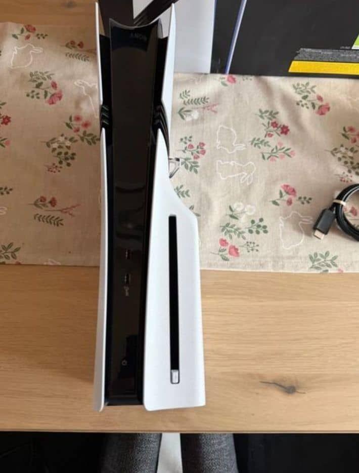 Playstaton 5 PRO - 4