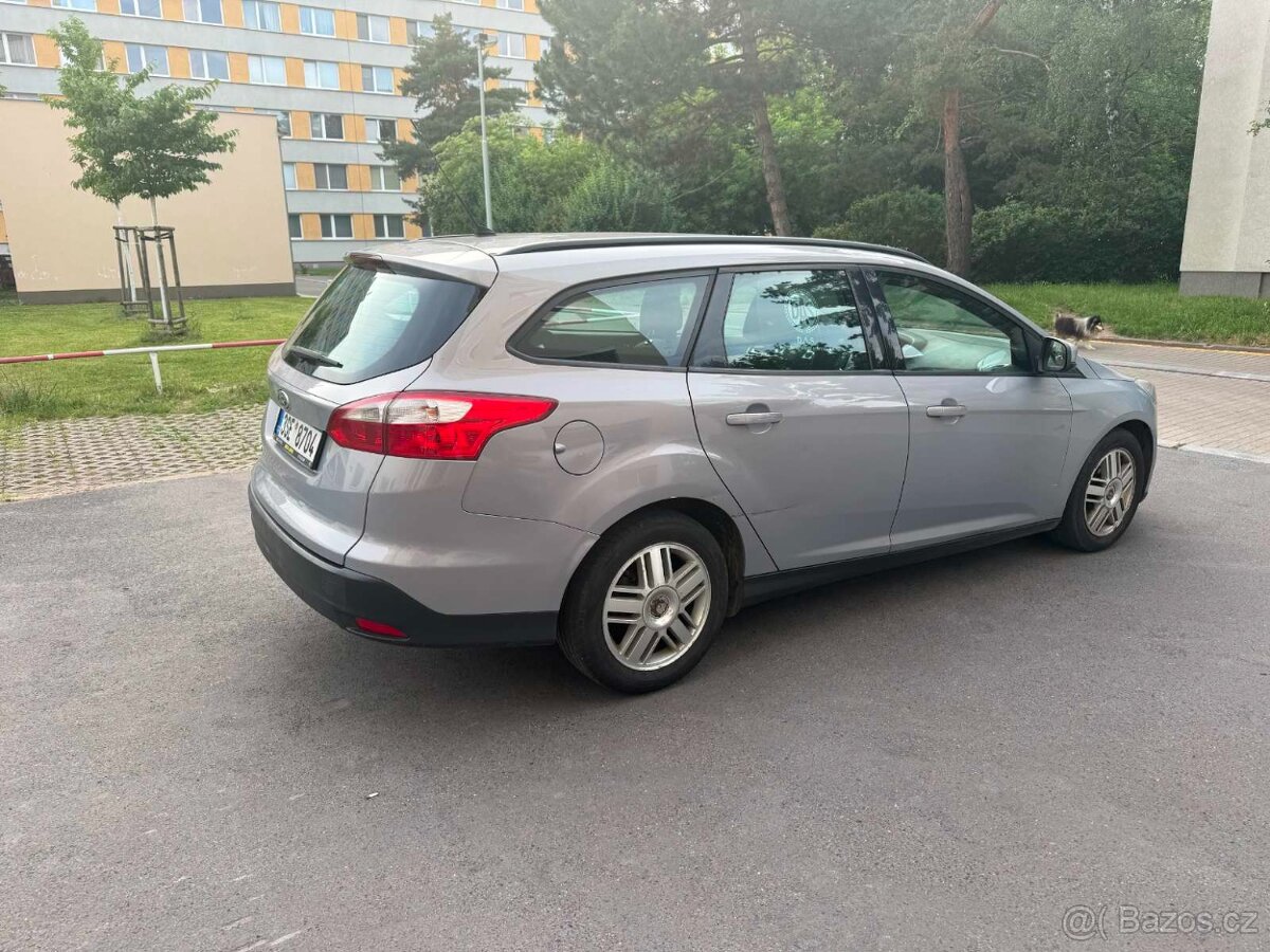 Prodám Ford Focus 3 nebo vyměním. - 4
