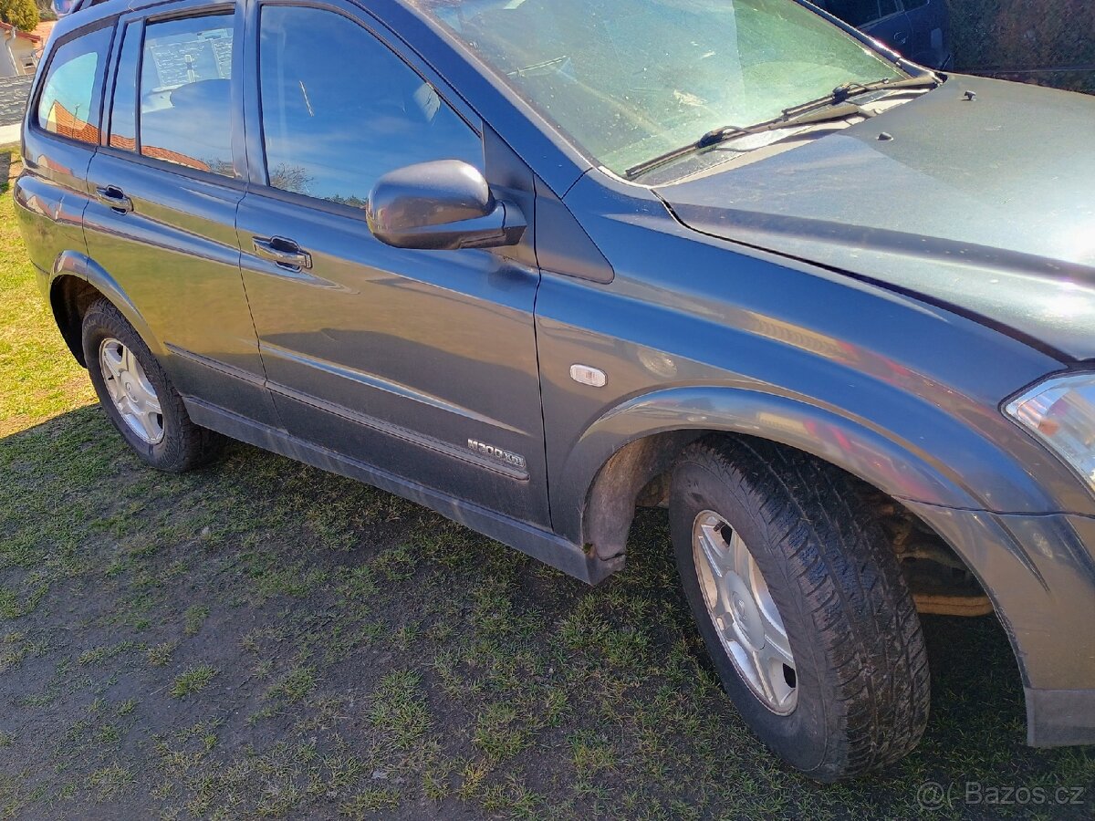 Ssangyong Kyron 2.0xdi r.v 2008 4x4 Nová TK - 4